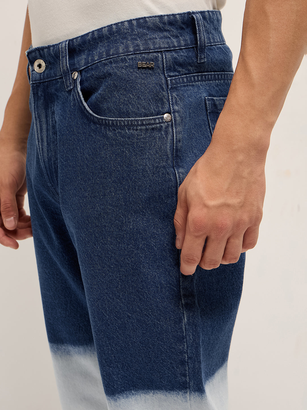 Men's Mid-Rise Dip-Dyed Straight Fit Jeans DBN-BOBILO-MB