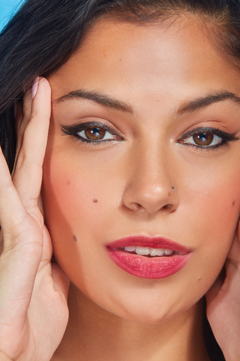 #color_day in and day out - deep berry blush + dark brown contour & sparkly gold highlighter