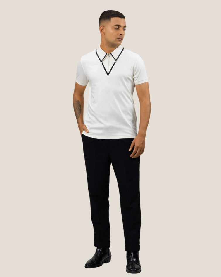 Spear Point Collar Zipper Poloshirt