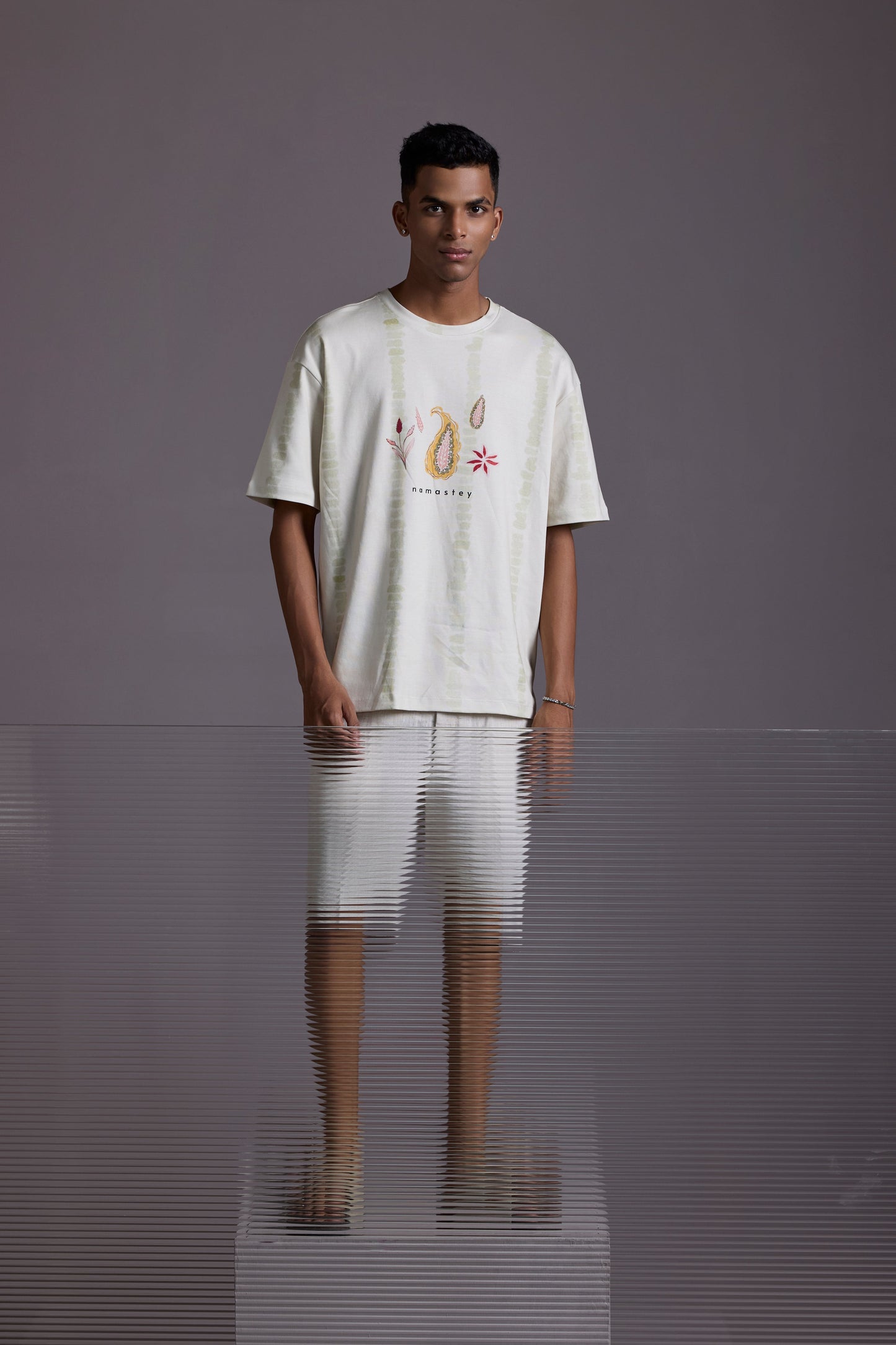 NAMASTEY INDIA T-SHIRT