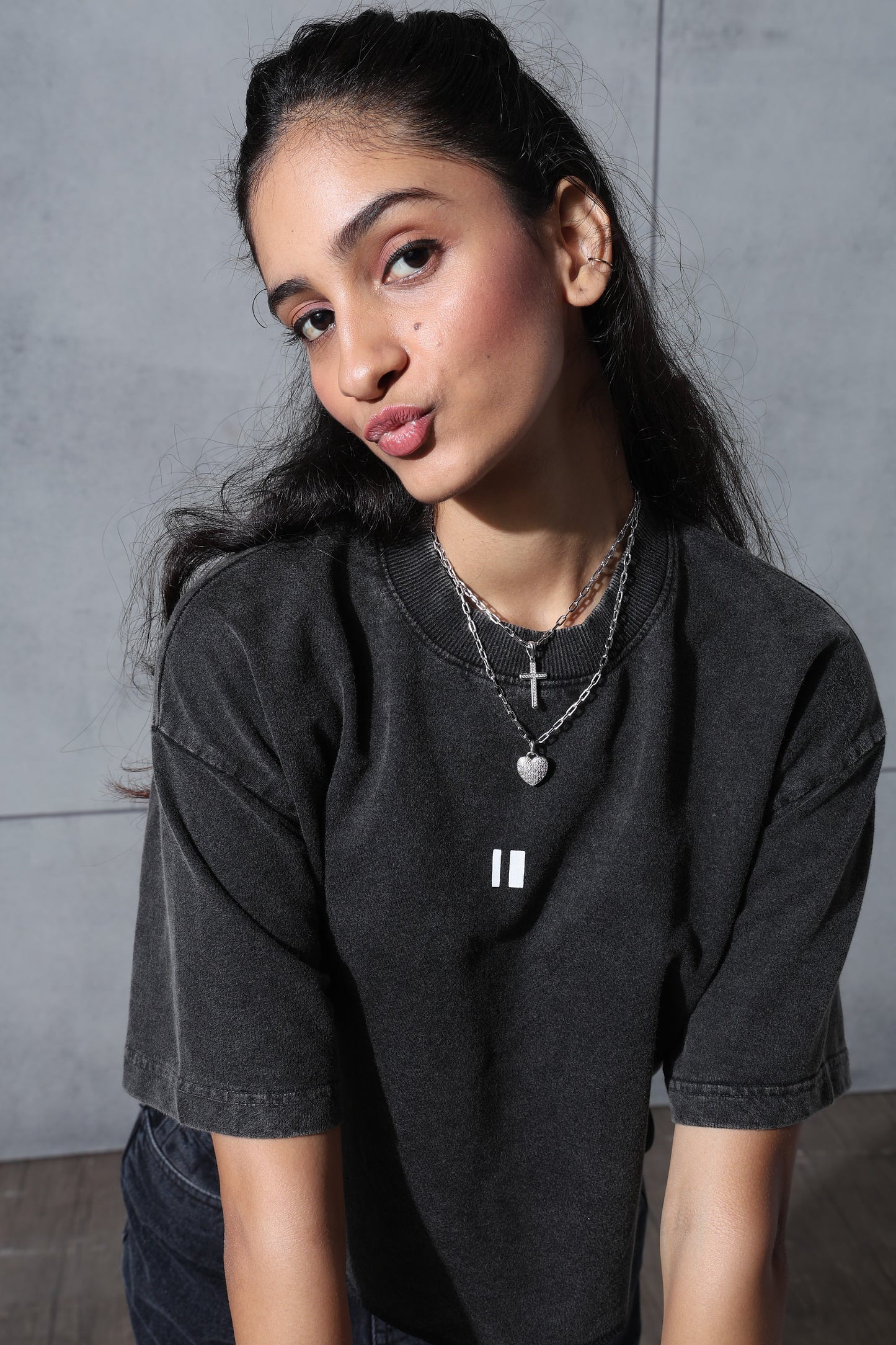 Charcoal baggy crop tee