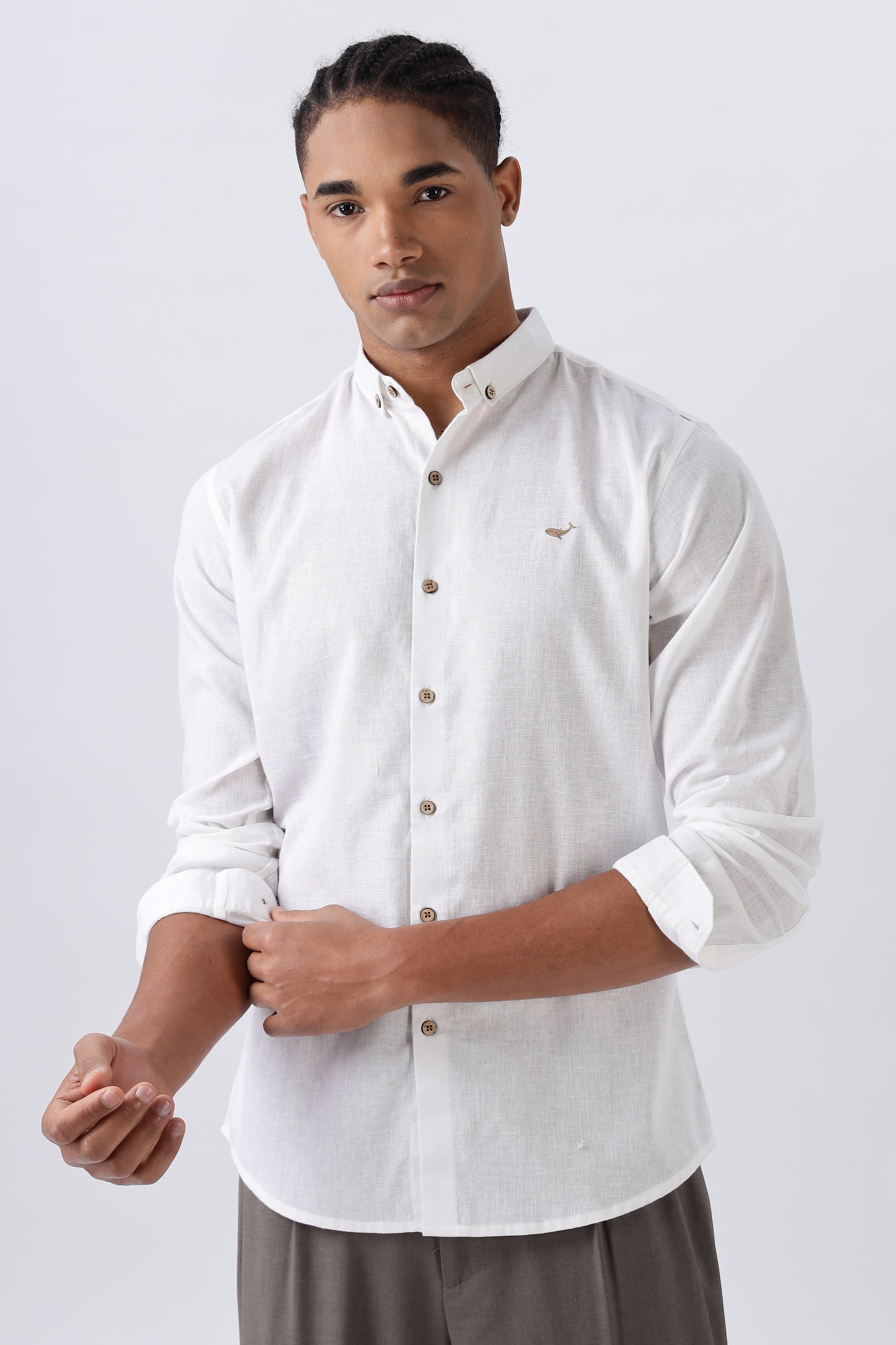 Warrington White Cotton-Linen Essential Shirt | Hamptons at Broadway