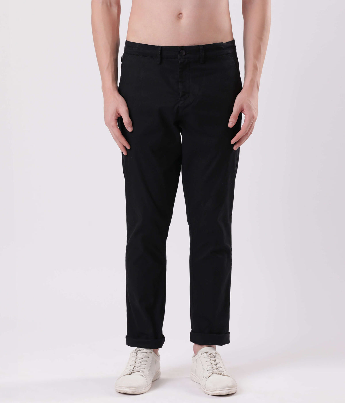 Black Sea Turms All Day Worry-Less Intelligent Smart flex Chino in black, showcasing style and comfort.