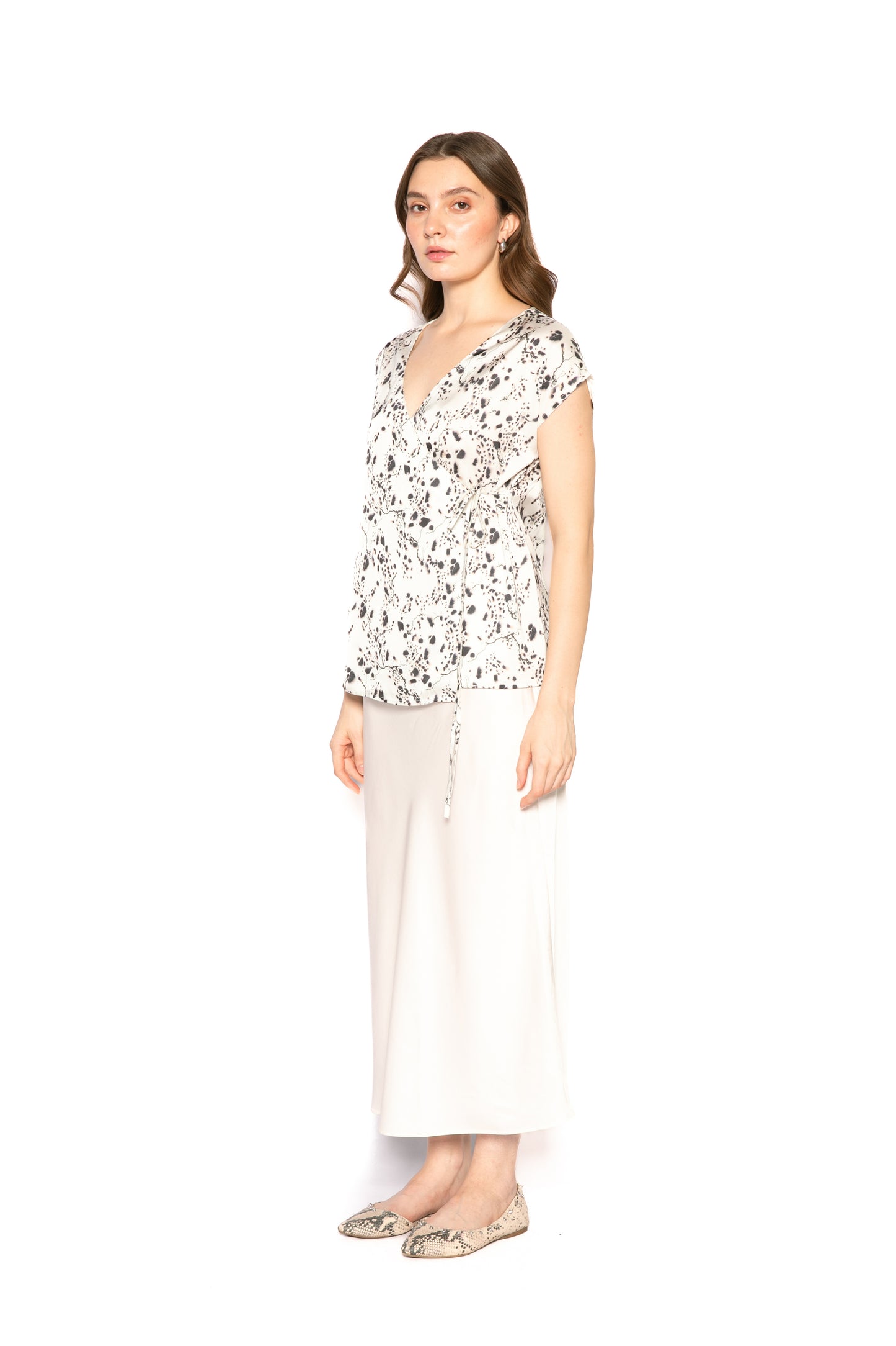 Contemponari-Aetna Top-White