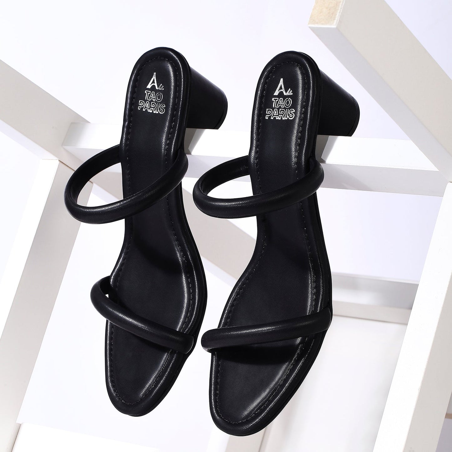 Tao Paris Osaka Black Heels
