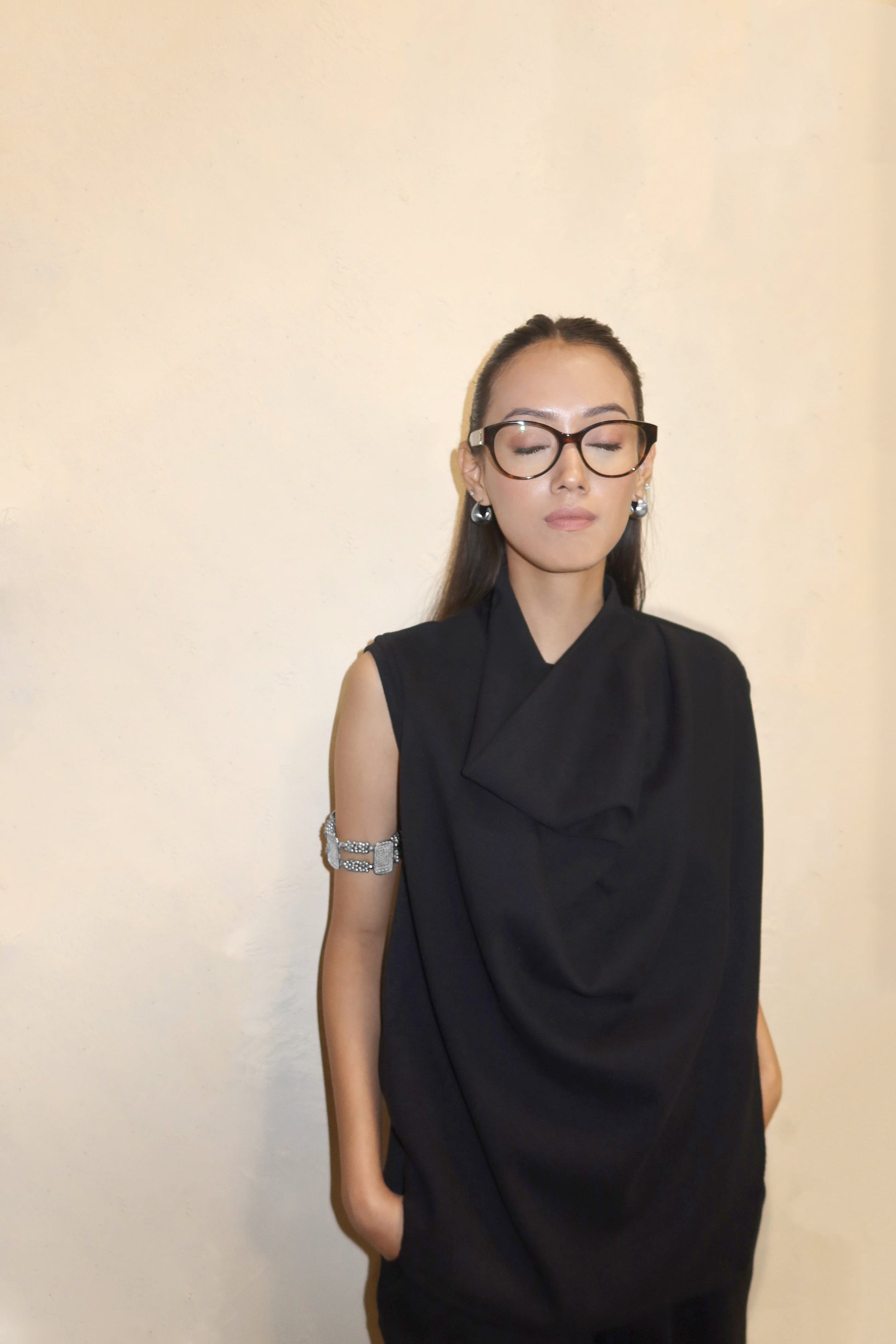 Contemponari-S'mores Top-Black | Contemponari at Broadway