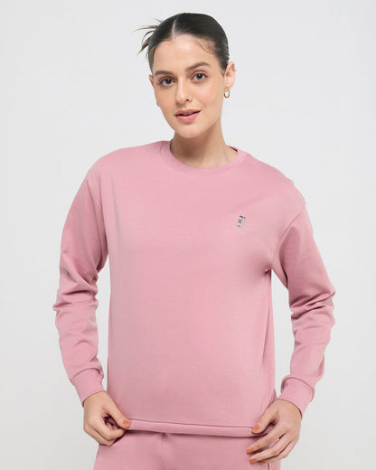 Essential CrewNeck Sweatshirt | Hunnit at Broadway