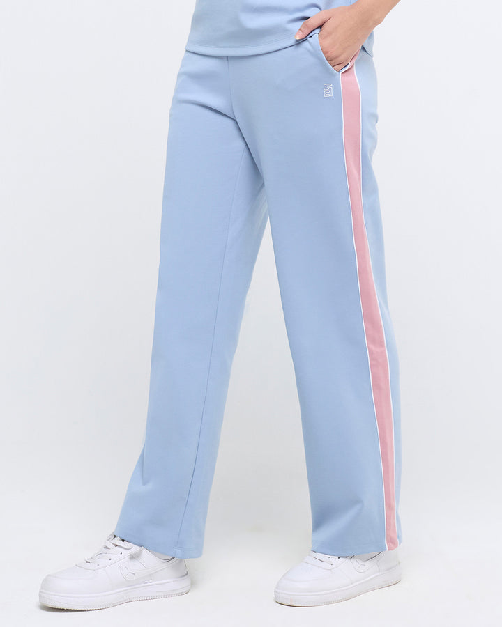 Wave Straight Pants | Hunnit at Broadway