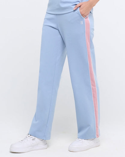 Wave Straight Pants | Hunnit at Broadway