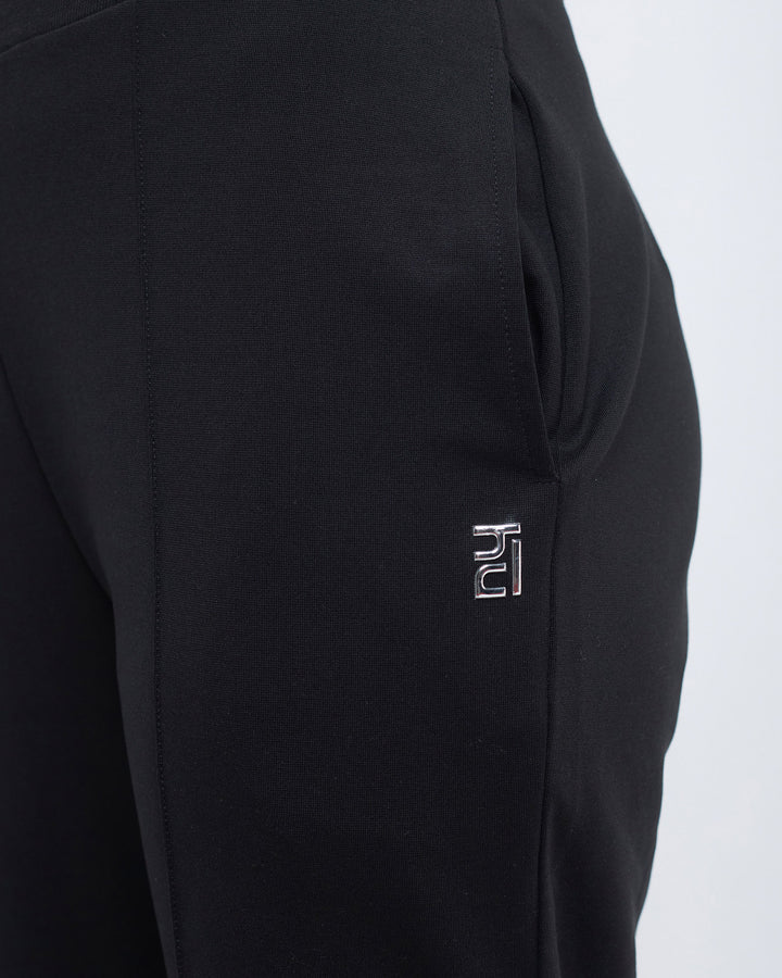 Essential Straight Pants | Hunnit at Broadway