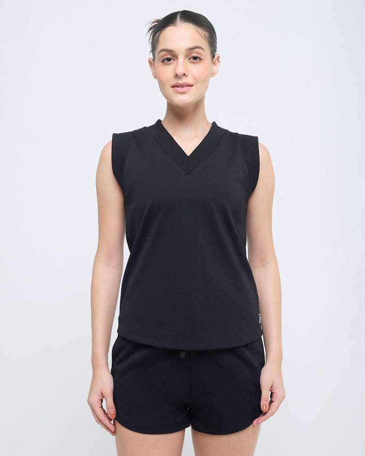 Essential Tank Top | Hunnit at Broadway