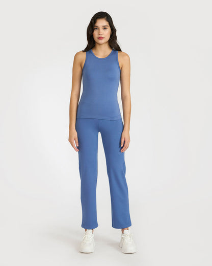 Zen Straight - Fit Pants | Hunnit at Broadway