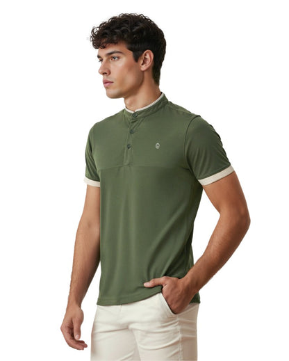 Spear Point Collar Poloshirt