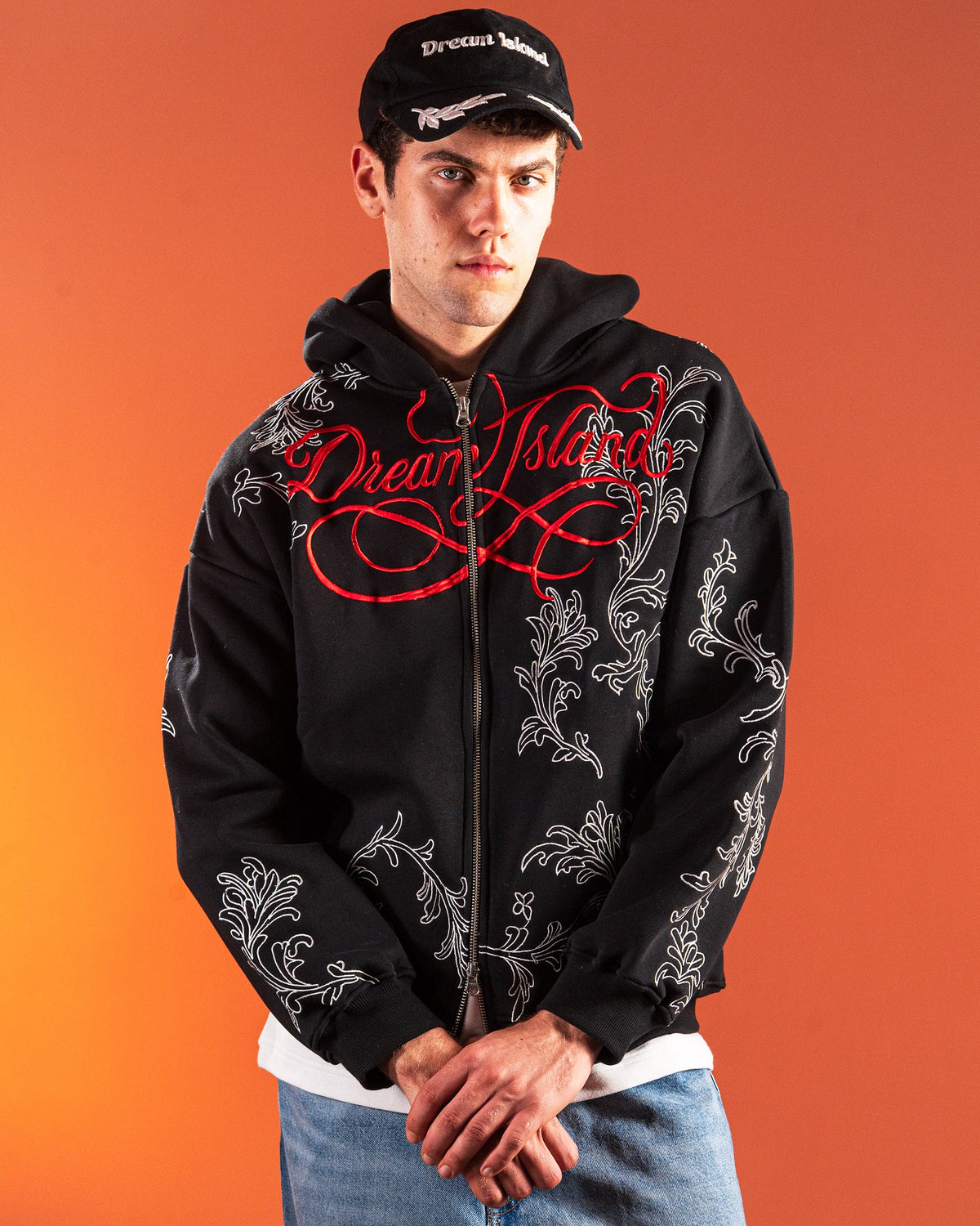 STORM LILY HOODIE - BLACK