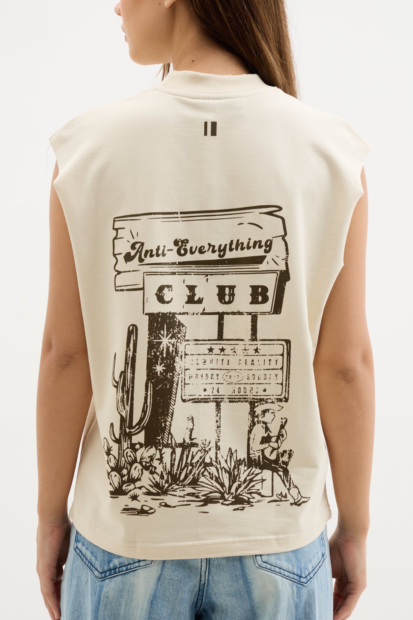 Anti-Everything Club Vest Beige