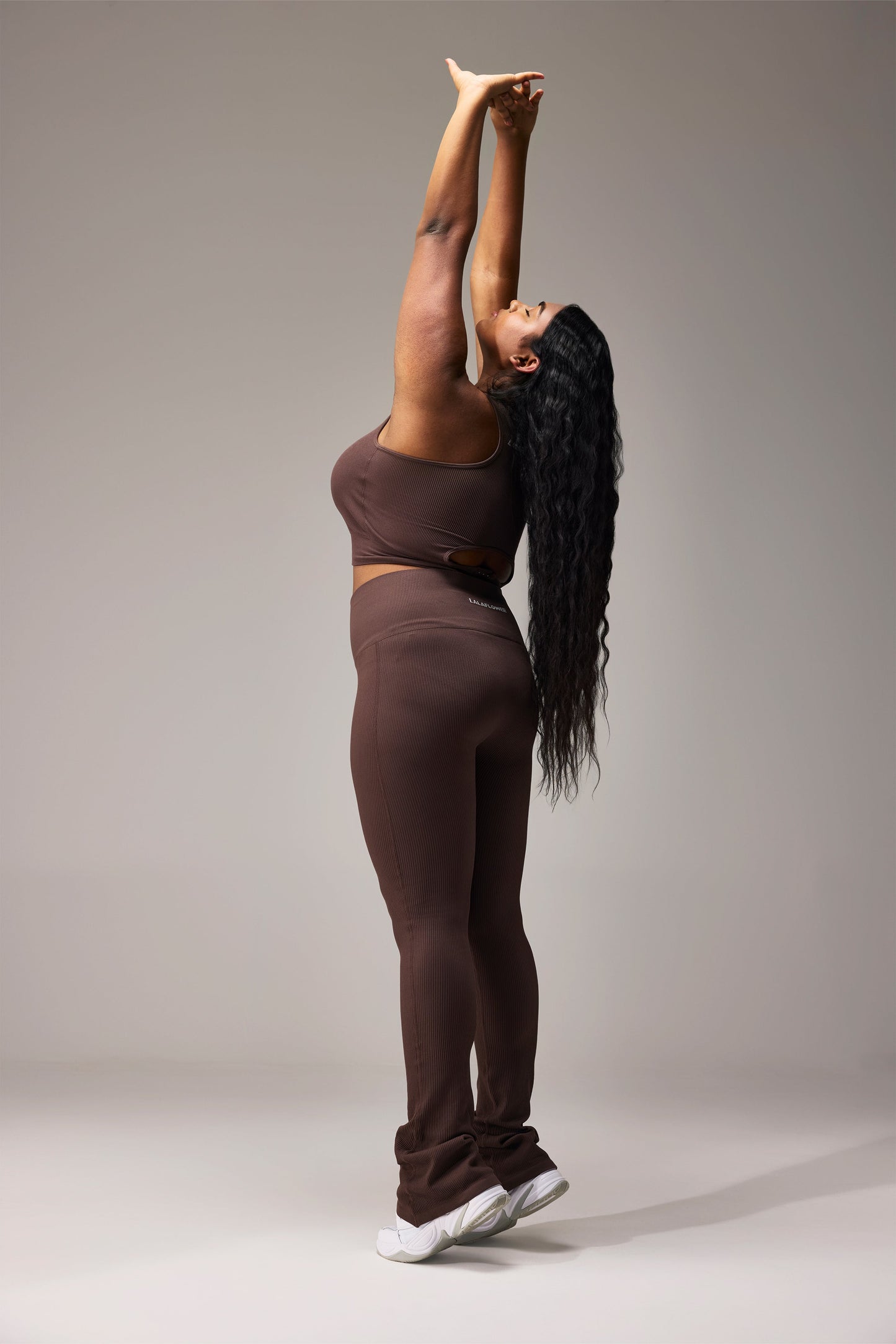 SEAMLESS FLARE PANTS - COFFEE | LALAFLOWER at Broadway