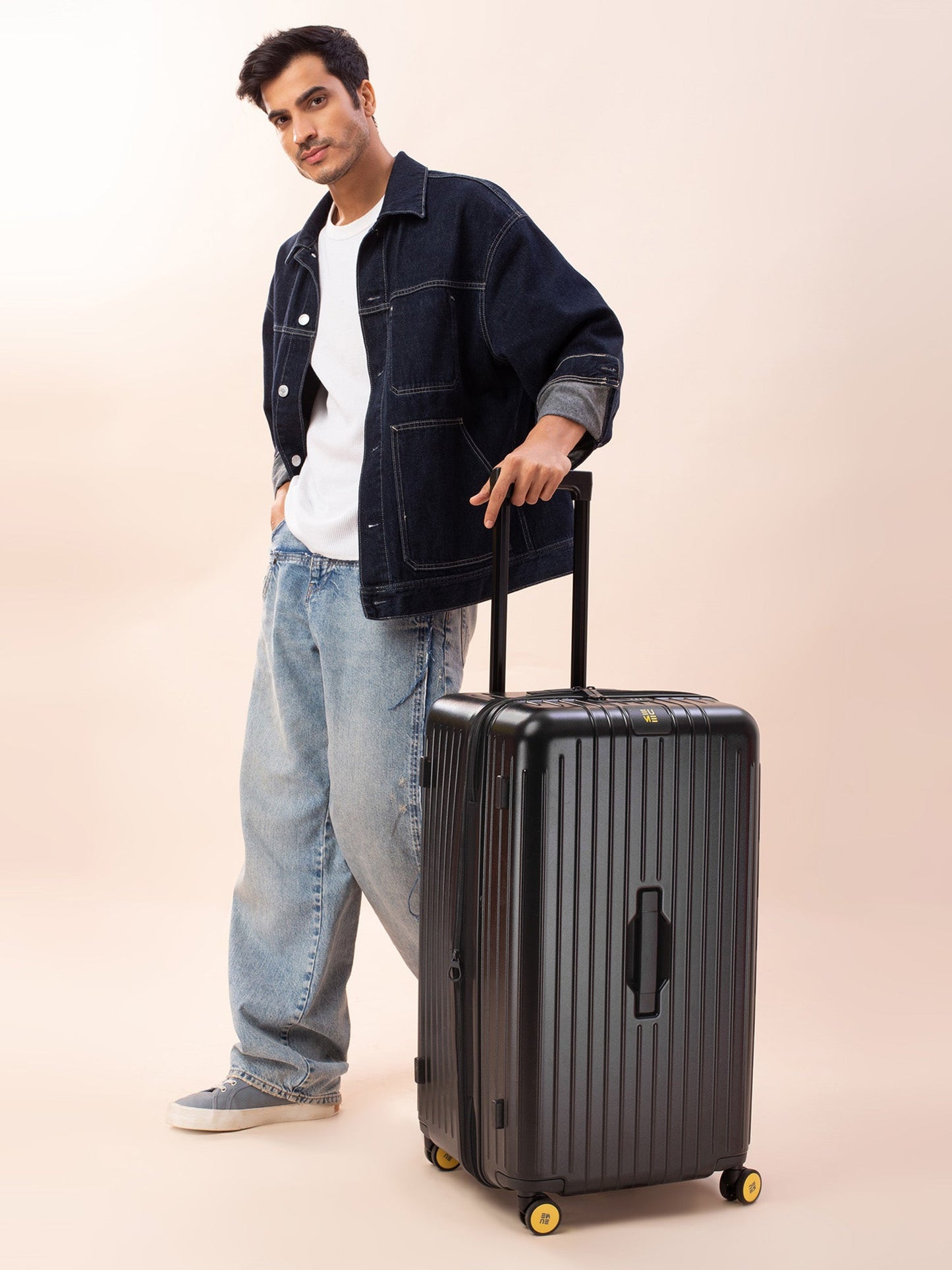 Trunk Check-In Plus- Charcoal Black
