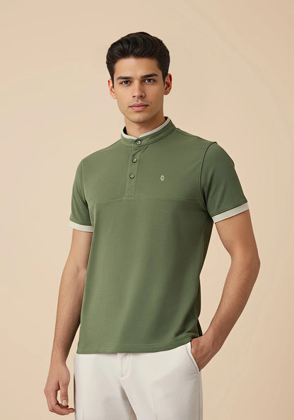 Spear Point Collar Poloshirt