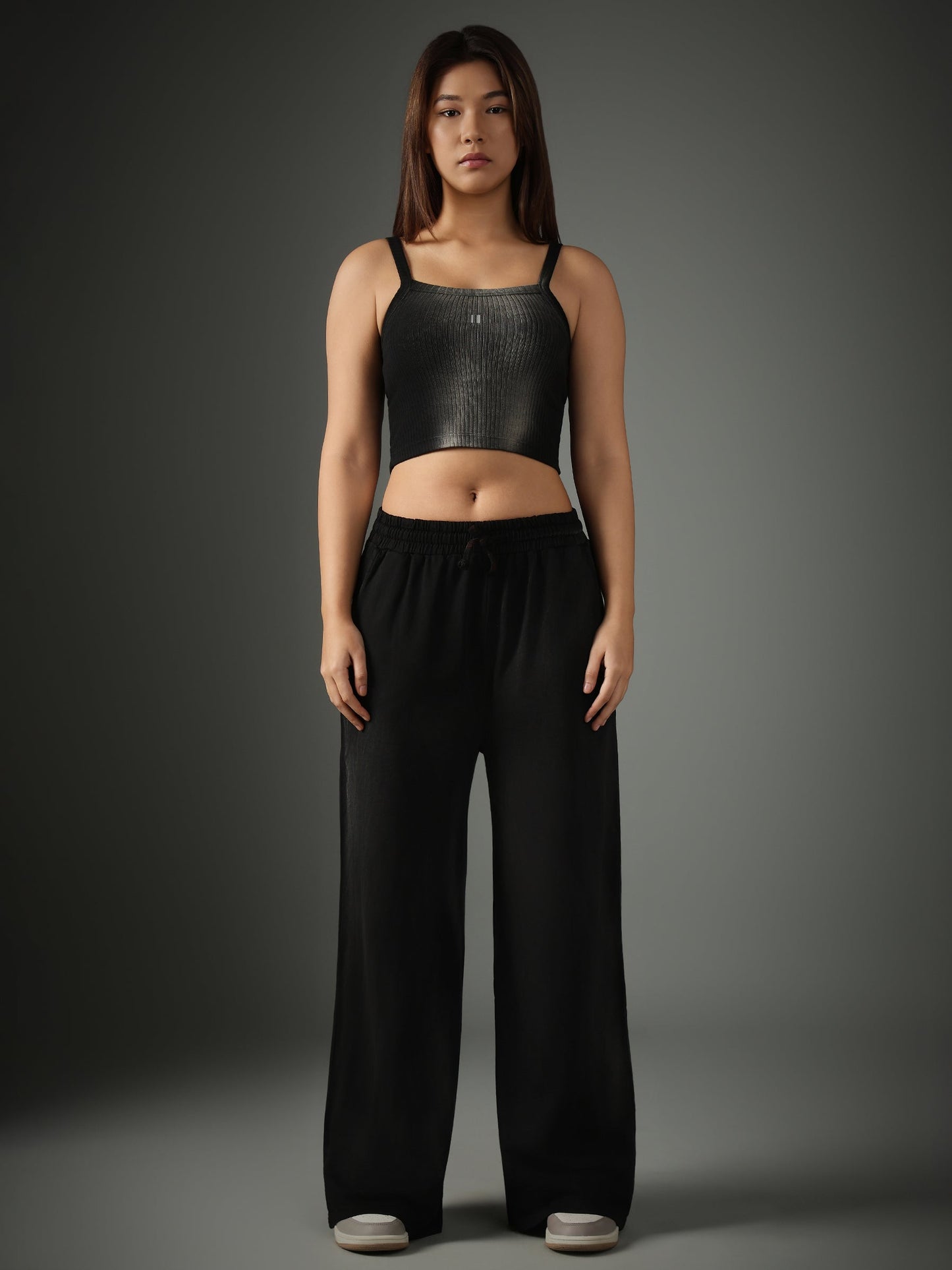 Spray Washed Crop Black