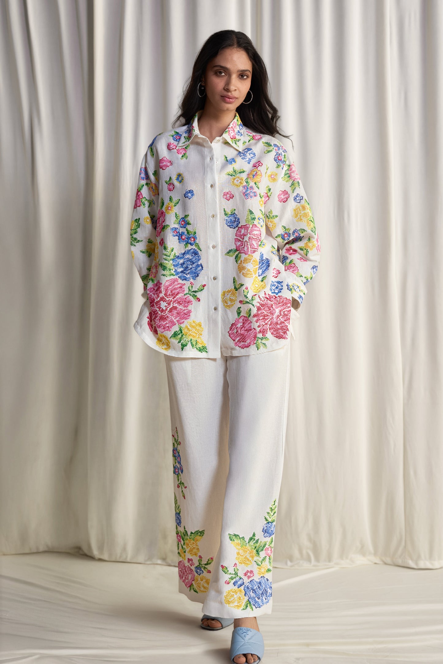LINEN FLORAL CROSS-STITCH EMBROIDERED PANT