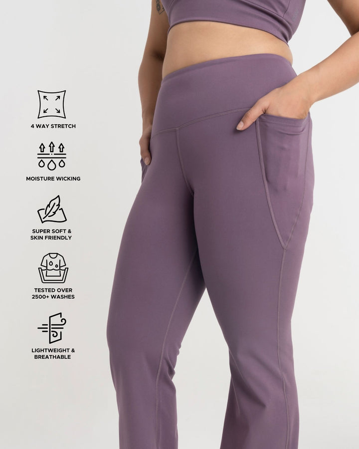 Zen Flare Pants | Hunnit at Broadway