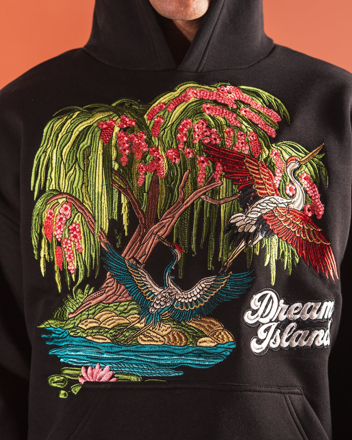 ETERNAL SKY HOODIE - BLACK