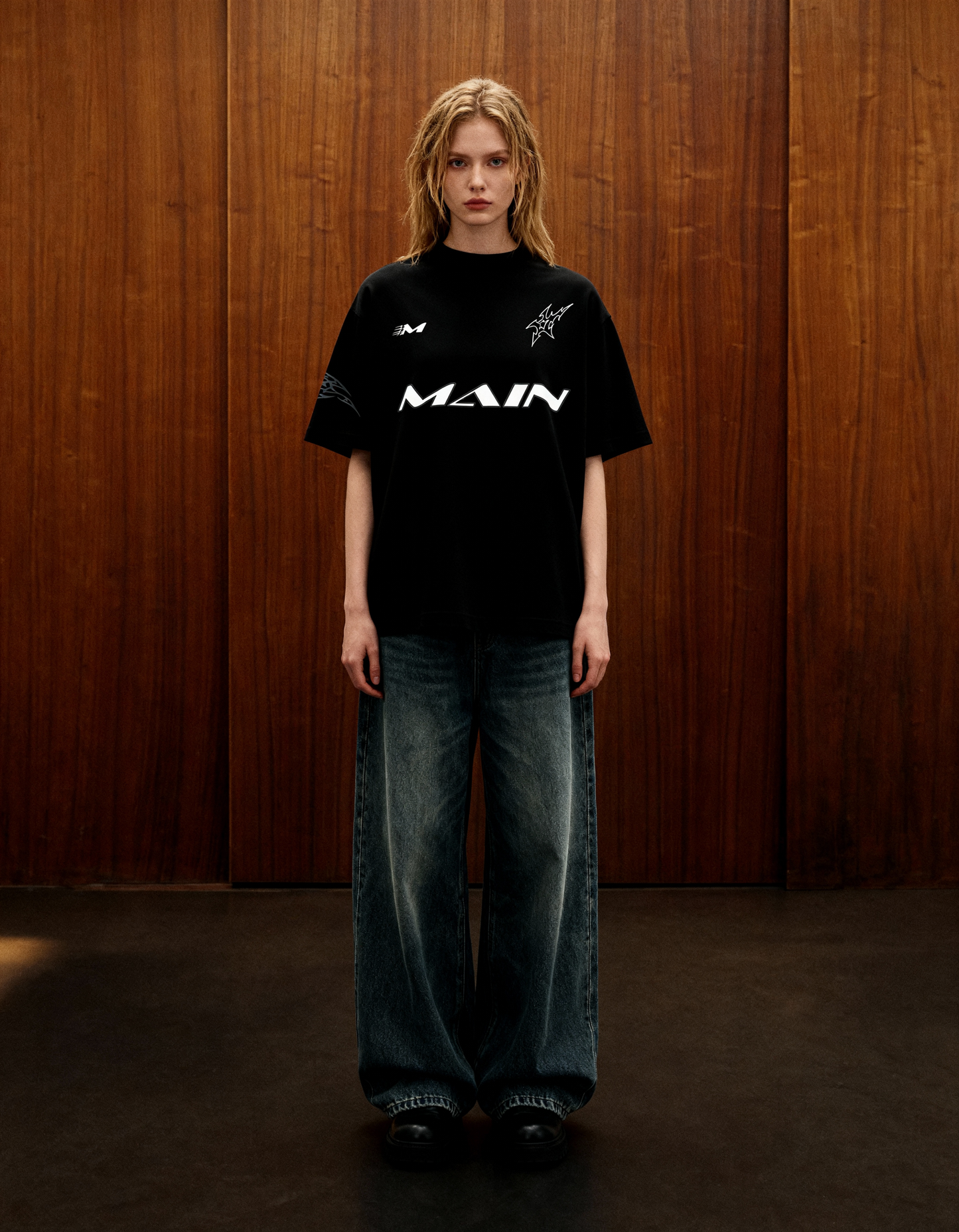 Night Born Heavyweight-Oversized T-Shirt