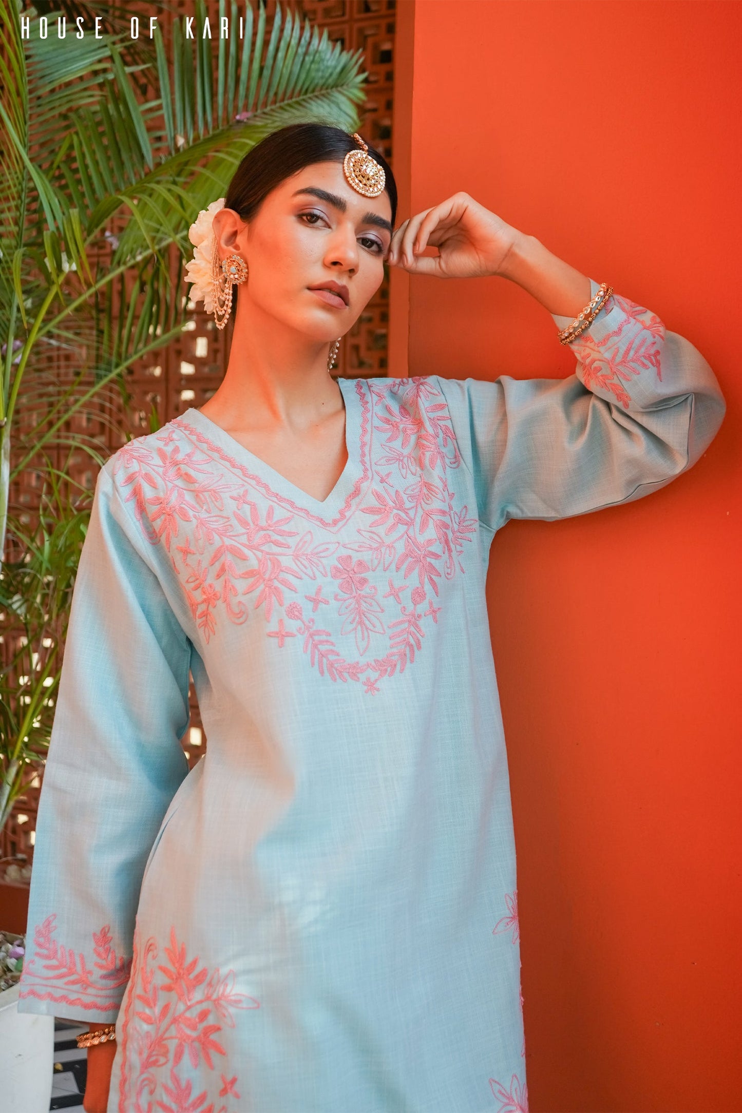 Kritika in Kashmiri Aari Work Cotton Kurta Set - Sky Blue