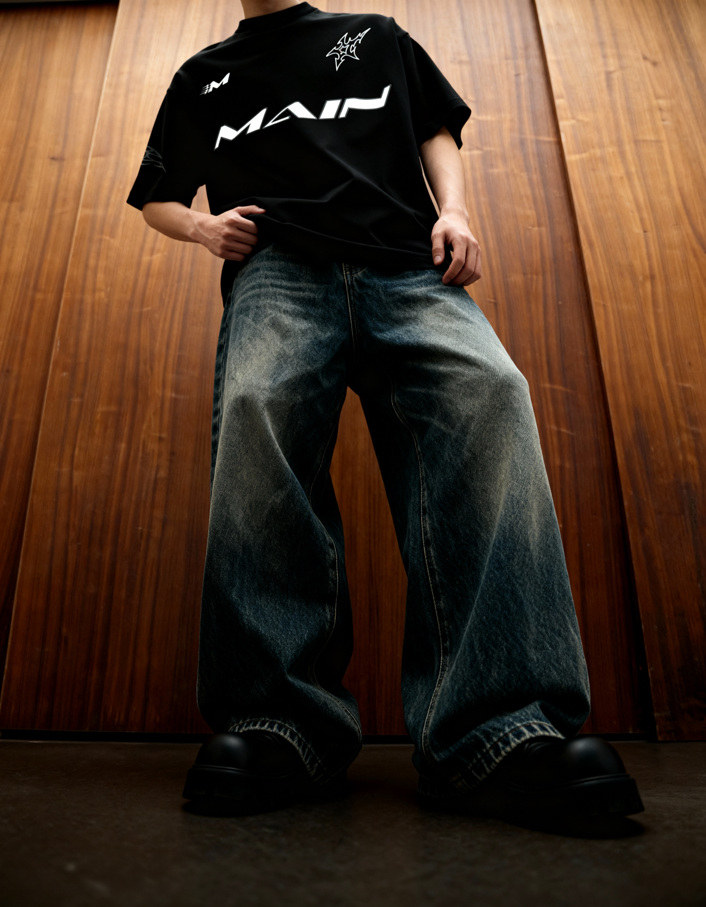 Night Born Heavyweight-Oversized T-Shirt