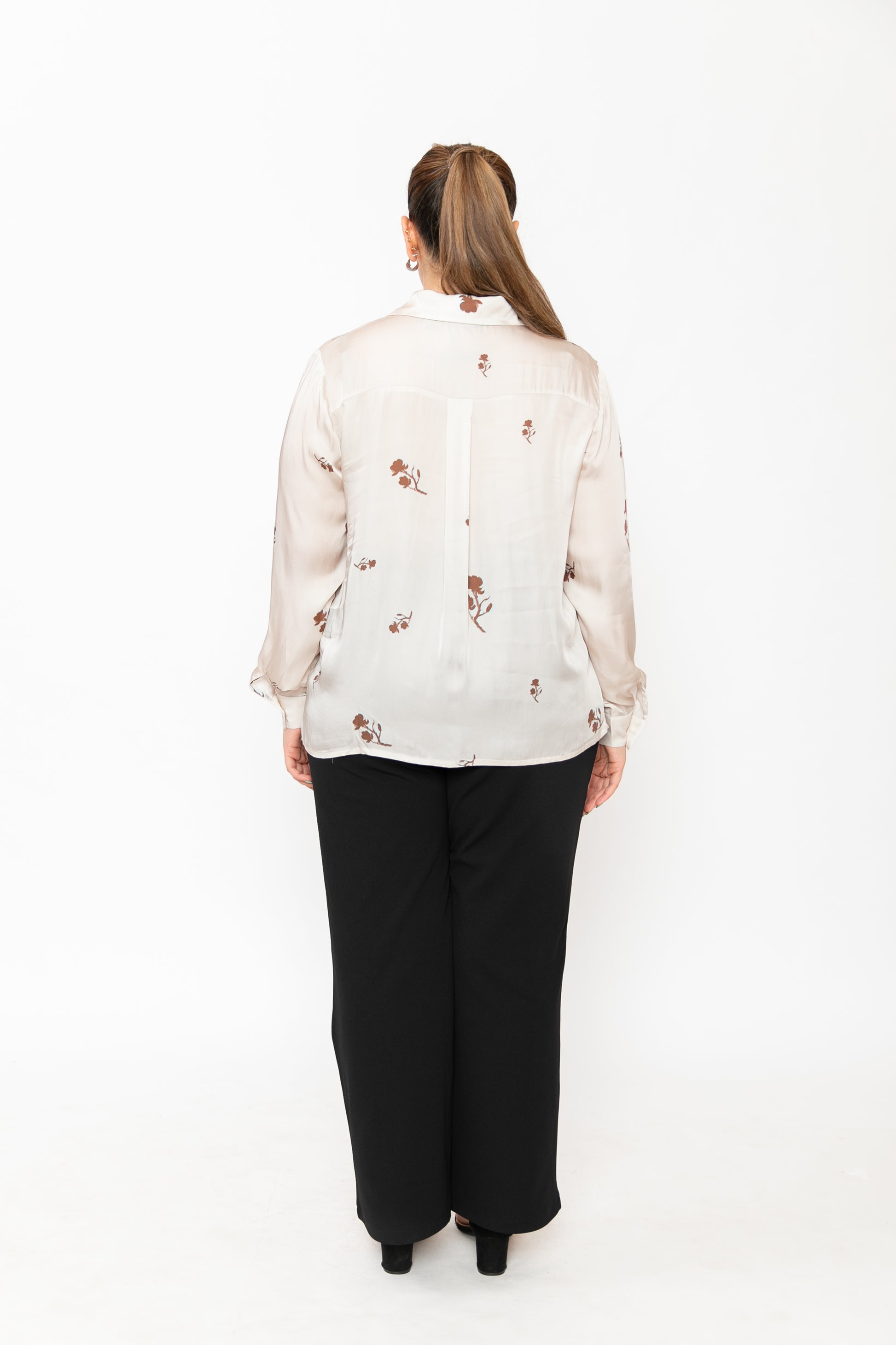 Contemponari-Wilted Petals Shirt-White | Contemponari at Broadway