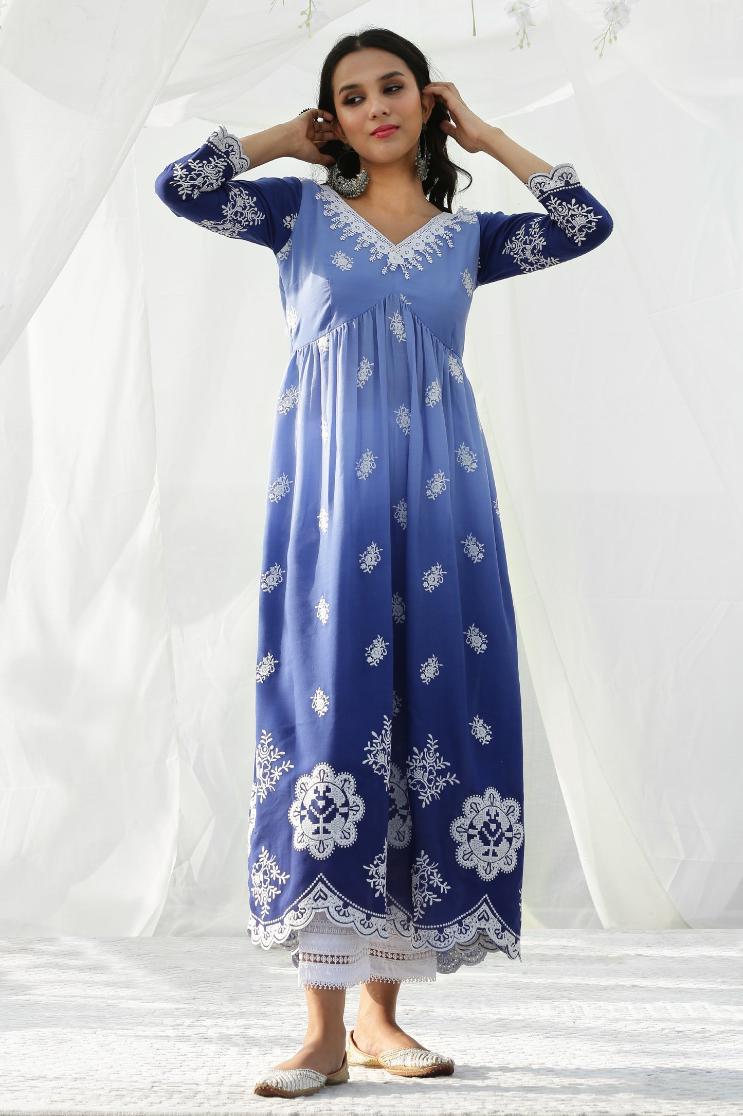 Blue Ombre Scallop Embroidered Kurta Set