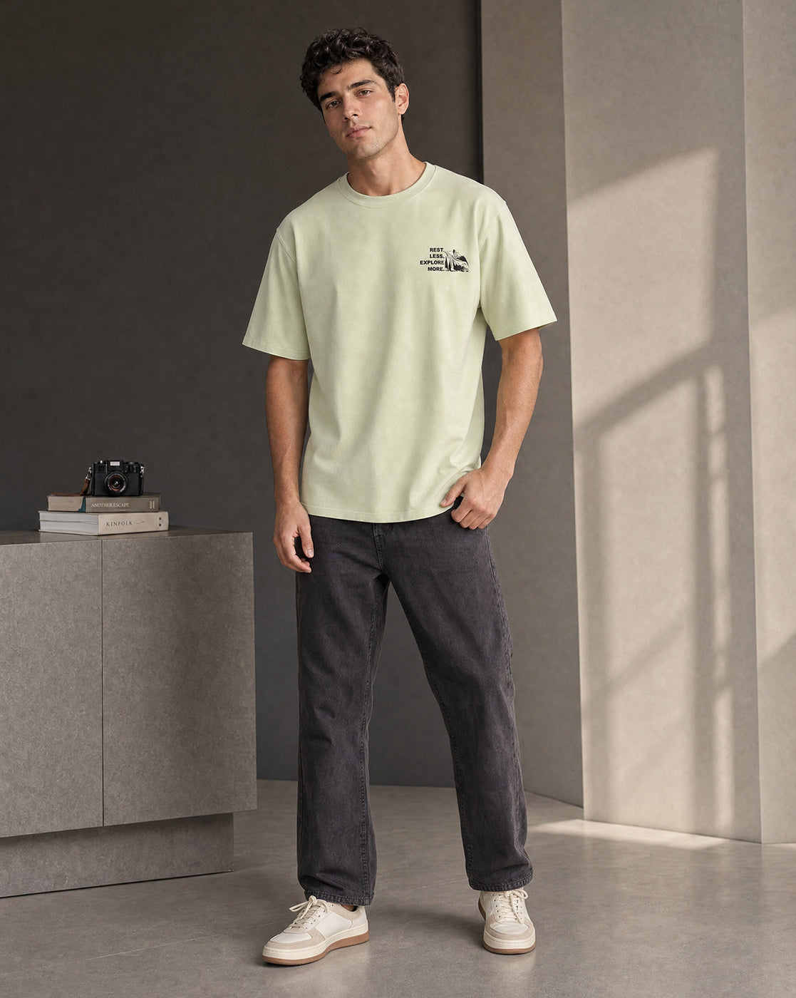 Restless Explorer Premium T-Shirt