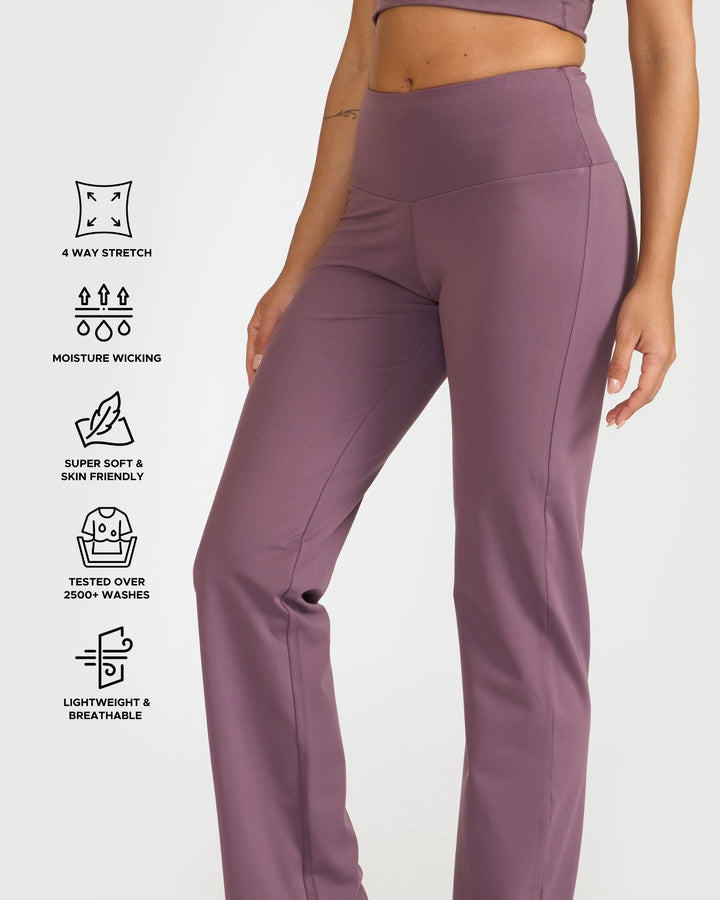 Zen Straight - Fit Pants | Hunnit at Broadway