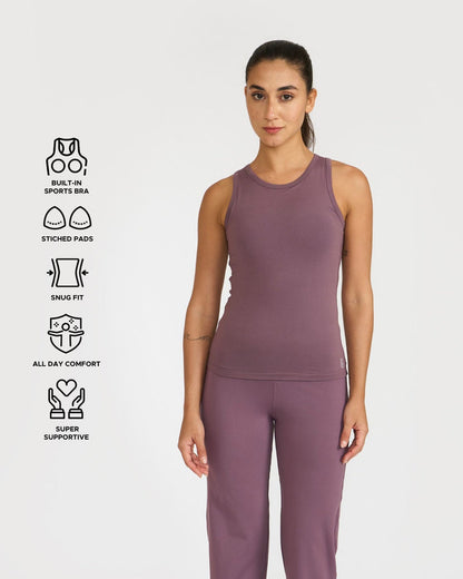 Zen tank top with in-built sports bra | Hunnit at Broadway