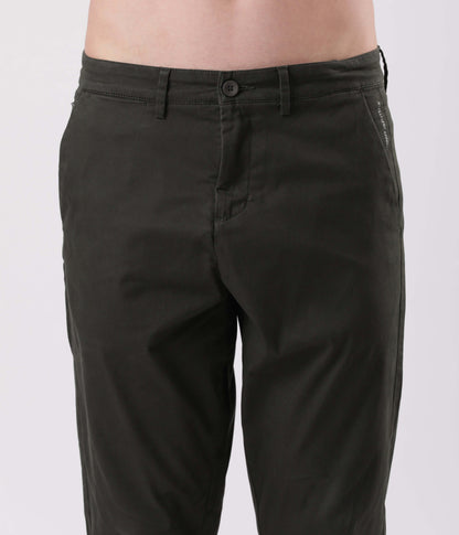 Sage Olive Turms All Day Worry-Less Intelligent Smart flex Chino front view, showcasing quality and style.