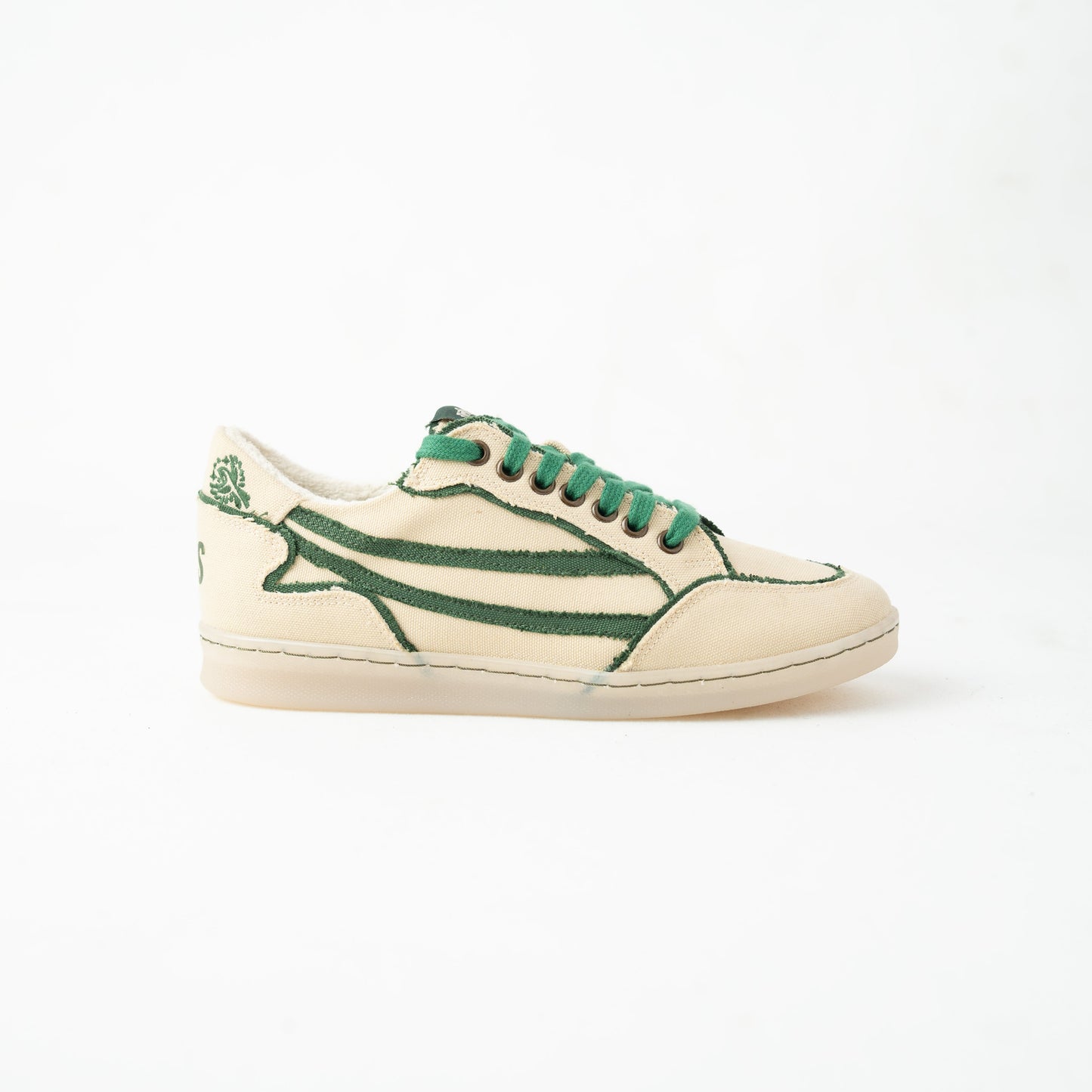 Gully Number 001 - Baaz Parni White for Women | Gully Labs at Broadway