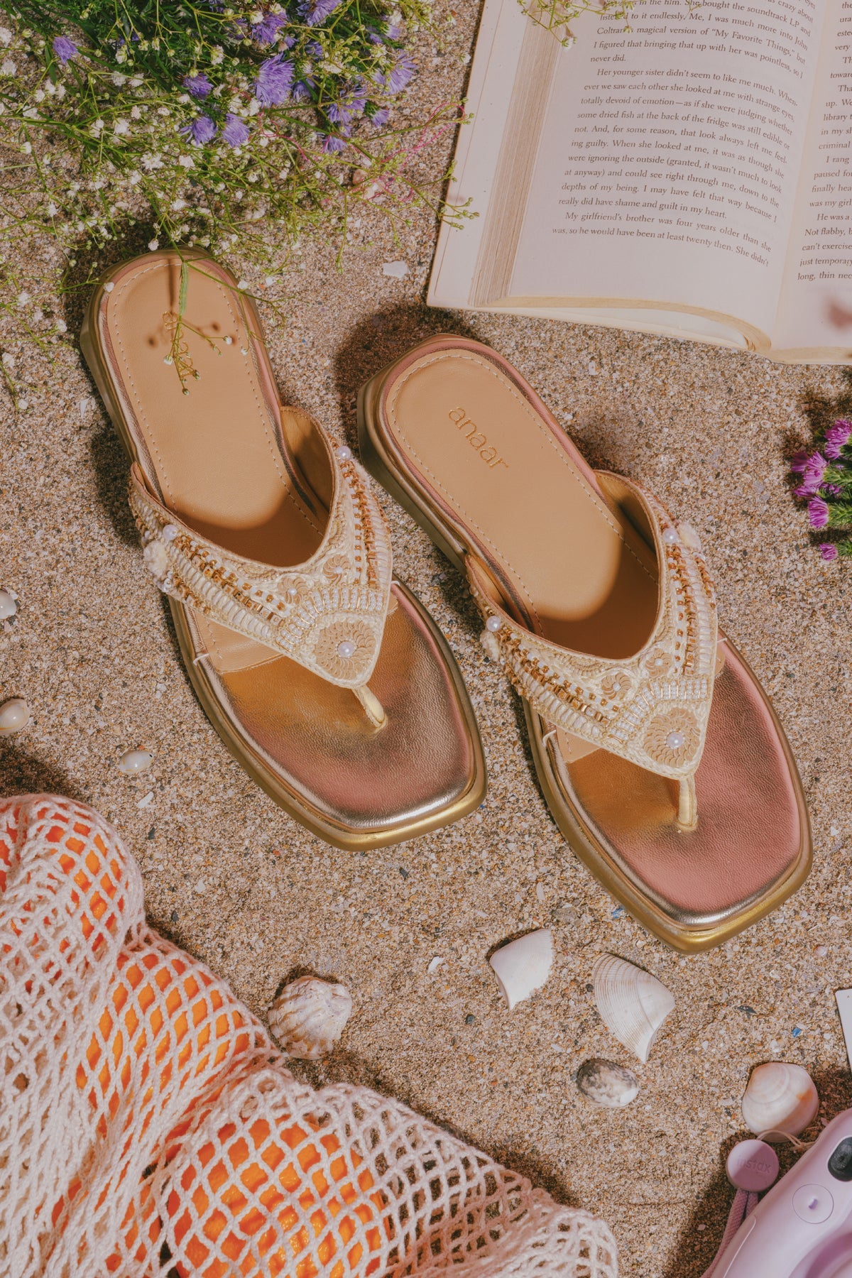 The Chicas Flat Sandals