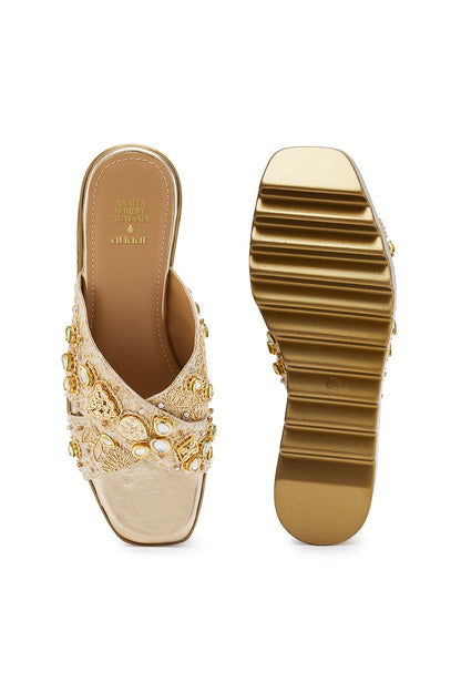Vintage Vanity Wedge Sandals