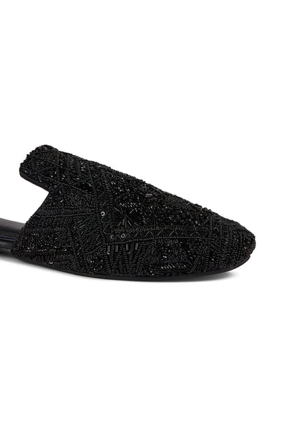Raat Baaki Mules