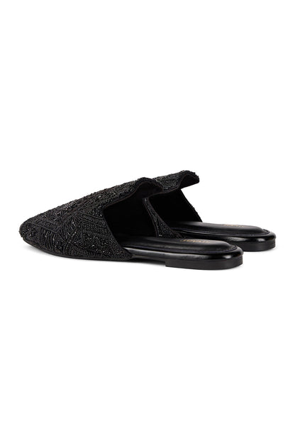 Raat Baaki Mules