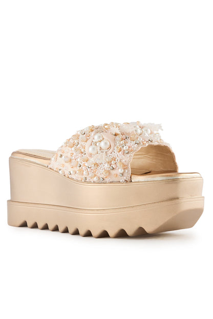 Fleur de Pearl Wedge Sandals