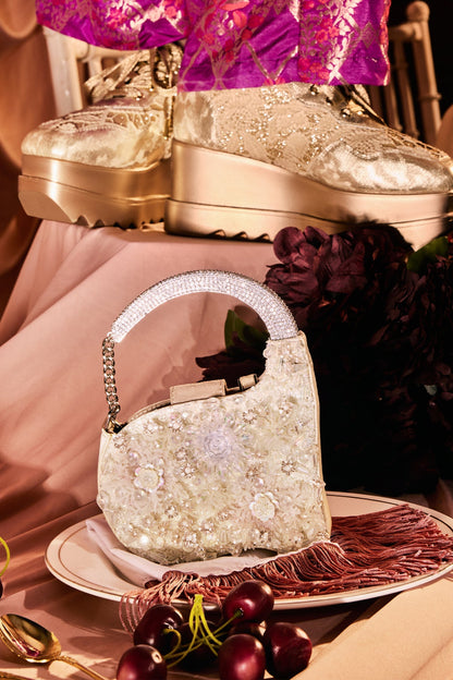 POM POM ANNETTE CLUTCH