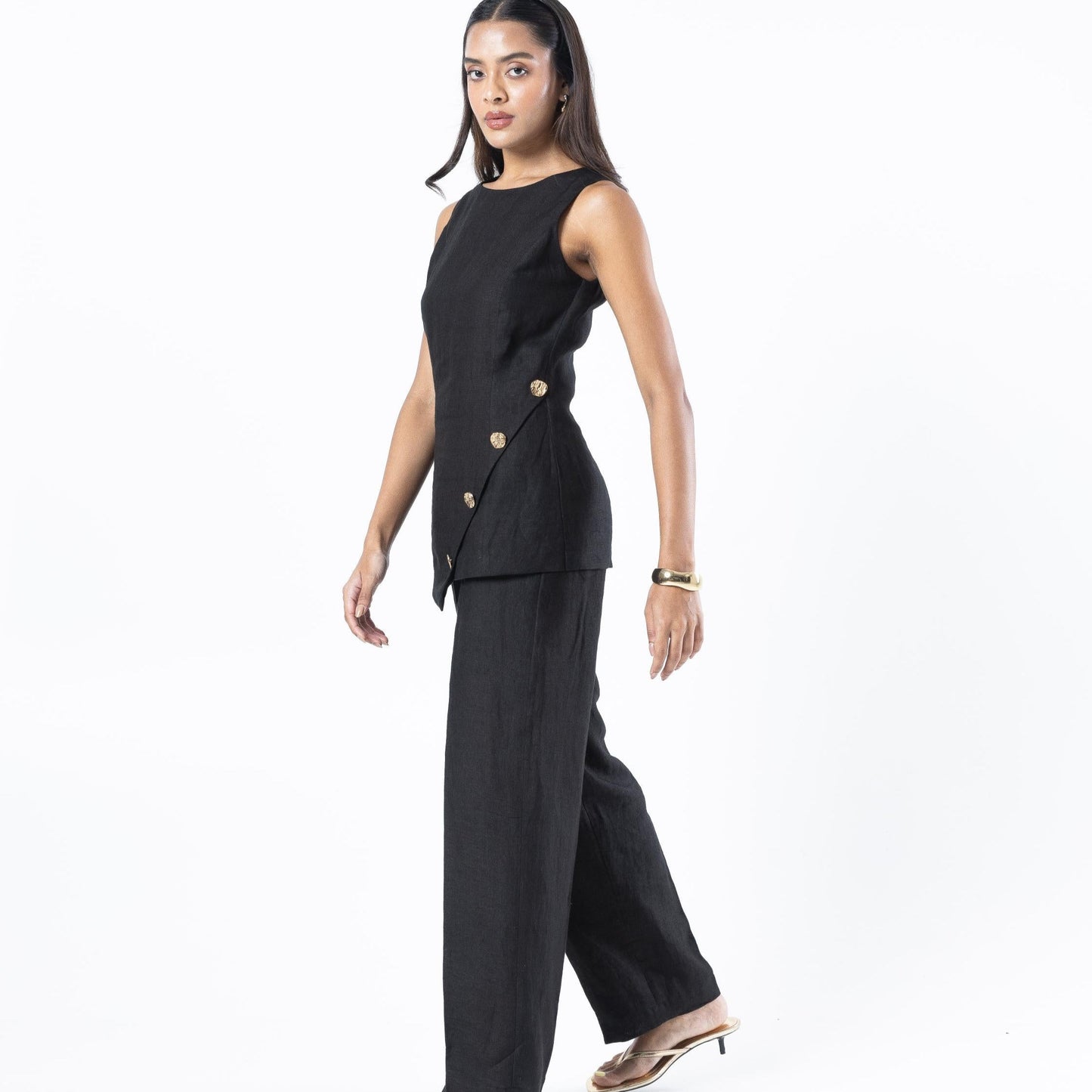 Casa Set | Around The City at Broadway