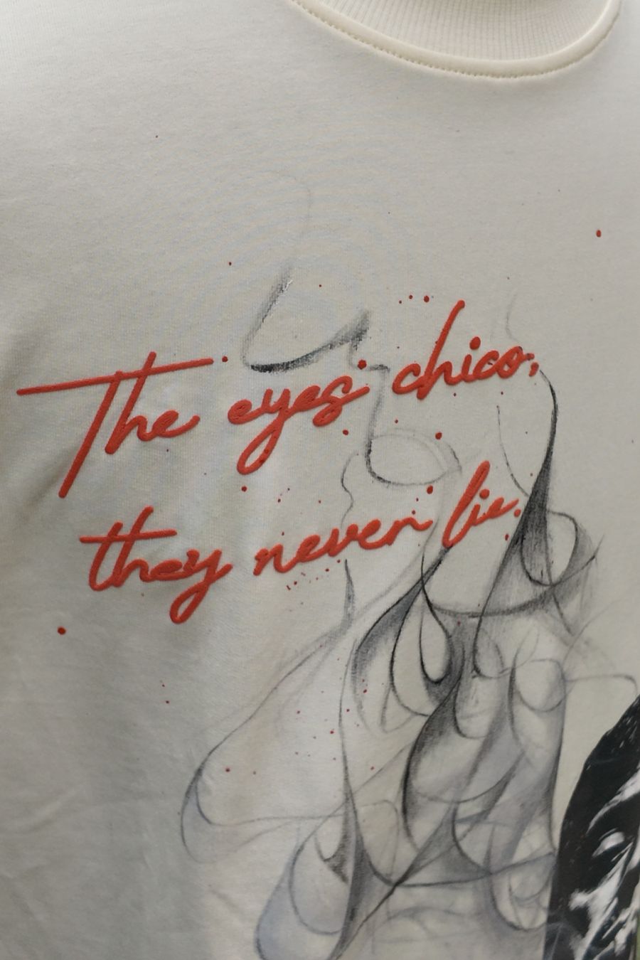 THE EYES CHIC V1