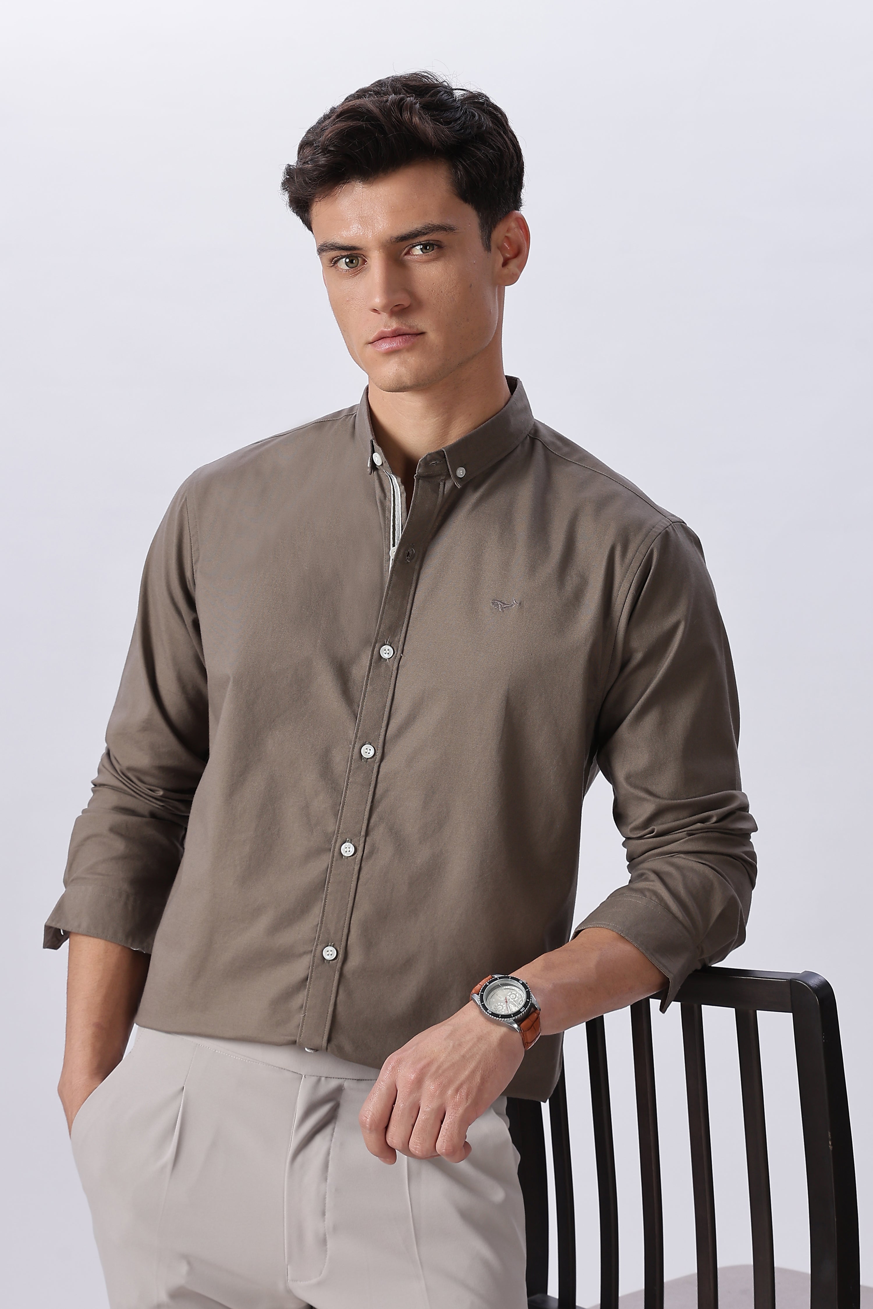 Granada Olive Pre-washed Oxford Shirt | Hamptons at Broadway