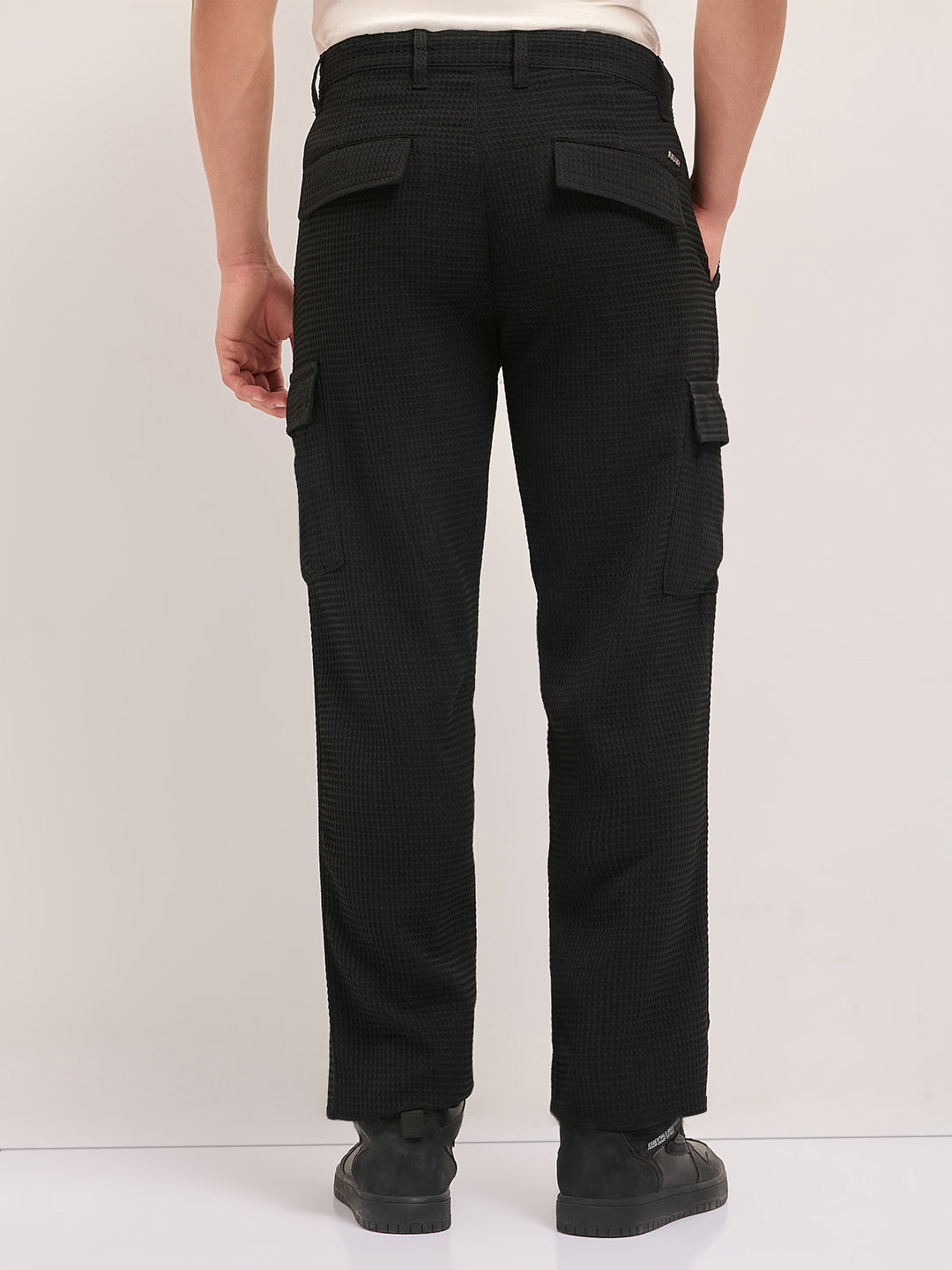 Men Textured Straight Fit Cargos CAR-ABASI-BK