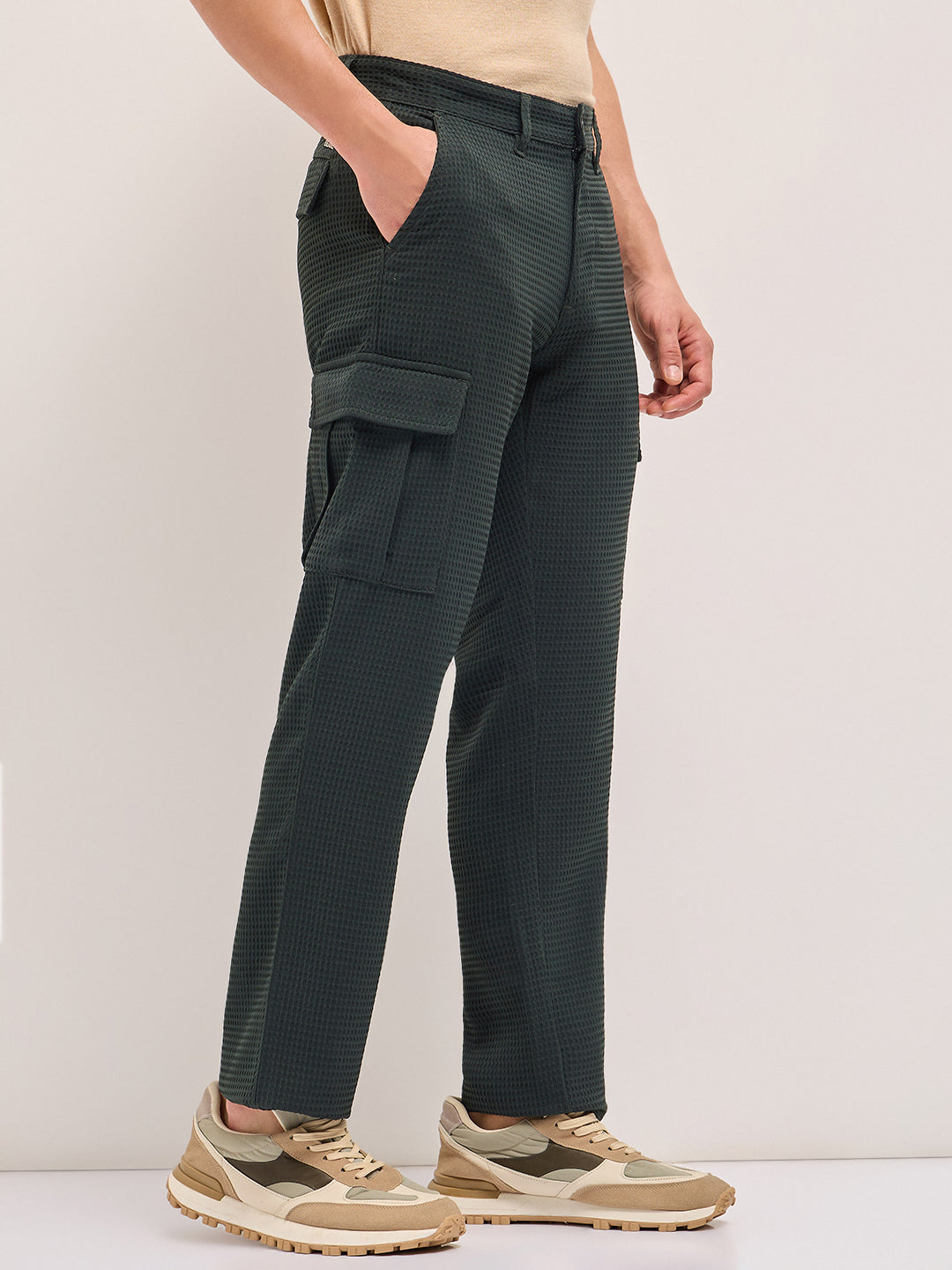 Men Textured Straight Fit Cargos Trousers CAR-AKIL-GR
