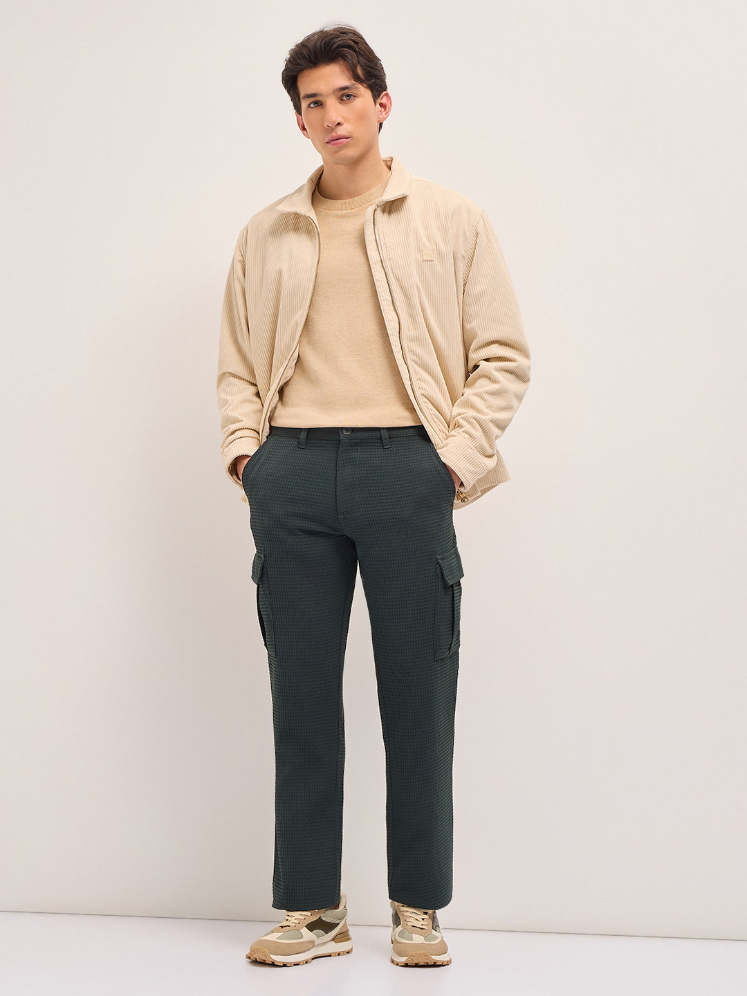 Men Textured Straight Fit Cargos Trousers CAR-AKIL-GR