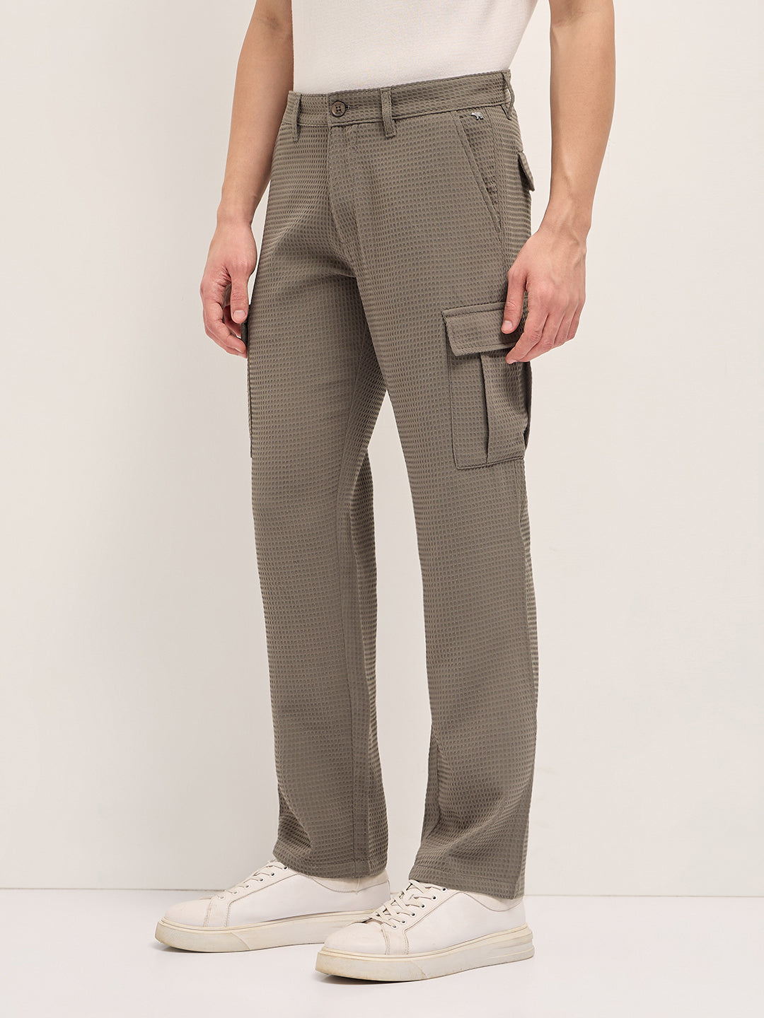 Men Textured Straight Fit Cargos CAR-AVIA-OL