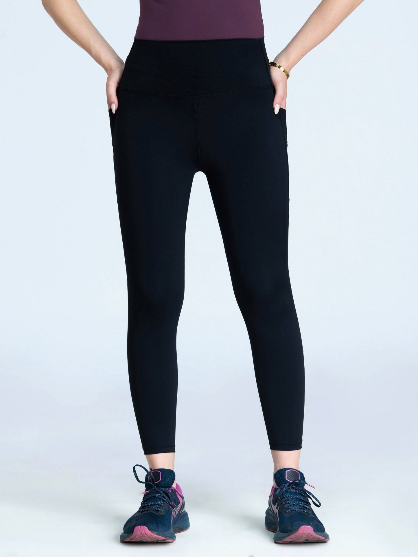 Black Aerial Leggings
